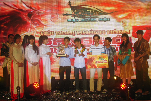 Hội Nghị Khách Hàng 2013 - Kiếm Thế