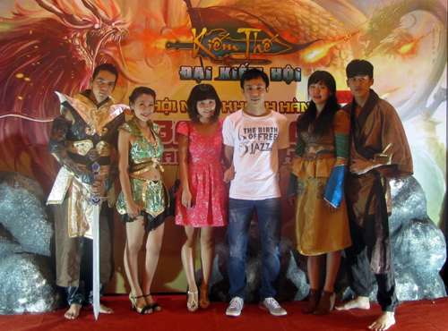 Hội Nghị Khách Hàng 2013 - Kiếm Thế