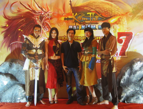 Hội Nghị Khách Hàng 2013 - Kiếm Thế