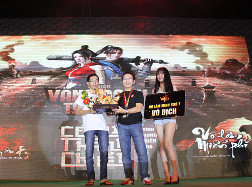 Vang Danh Thiên Hạ